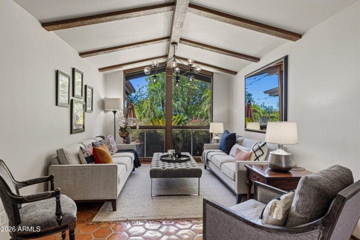 6725 E CHOLLA Street, Scottsdale, AZ