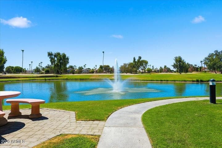 7401 W ARROWHEAD CLUBHOUSE Drive #2083, Glendale, AZ