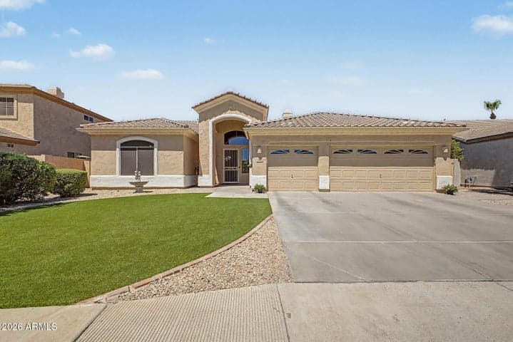 540 N MAMMOTH Way, Chandler, AZ