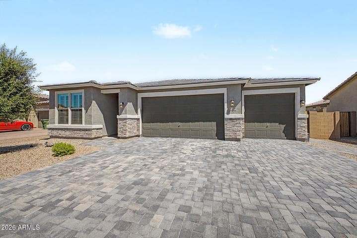 1230 E GABRILLA Drive, Casa Grande, AZ