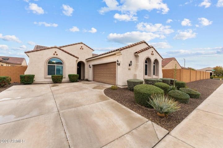26011 W Wahalla Lane, Buckeye, AZ