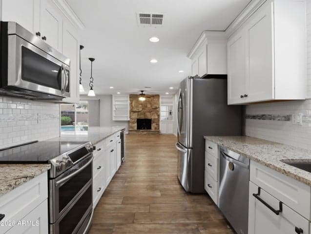 9627 W LINDGREN Avenue, Sun City, AZ