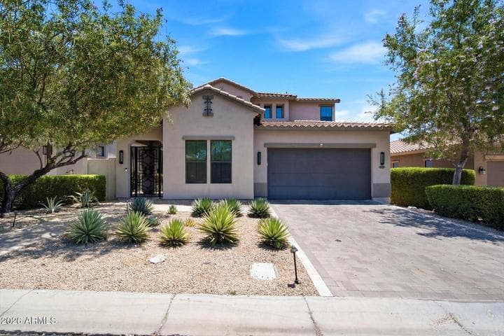 10019 E Hillside Drive, Scottsdale, AZ