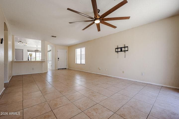 1098 E NARDINI Street, San Tan Valley, AZ