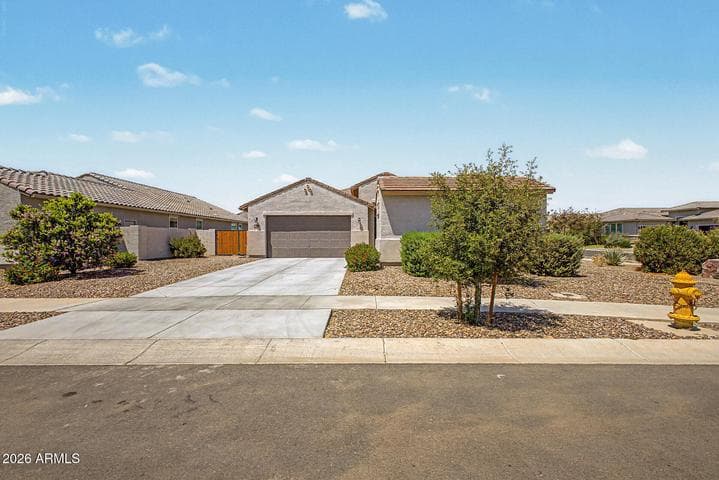 1194 E MEADOWRIDGE Drive, Casa Grande, AZ