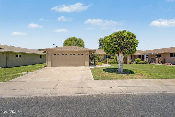 10405 W SARATOGA Circle, Sun City, AZ