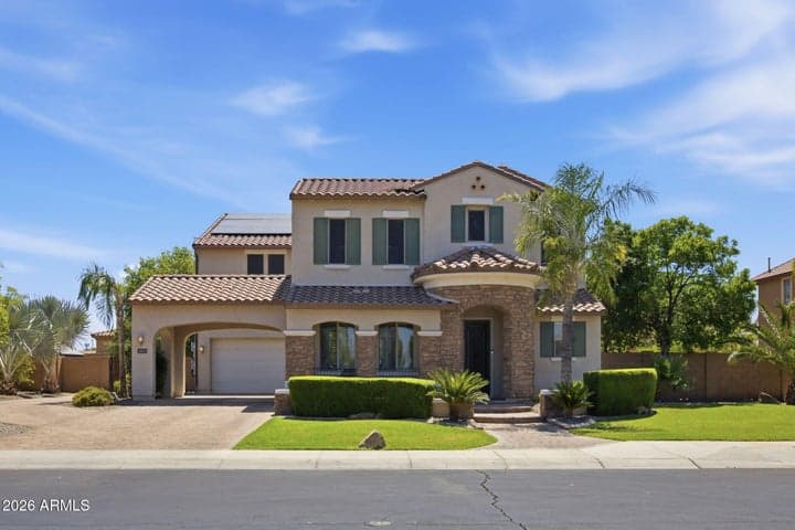 2601 S ROANOKE Street, Gilbert, AZ