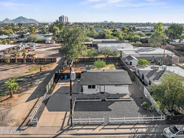 2621 N 14TH Street, Phoenix, AZ