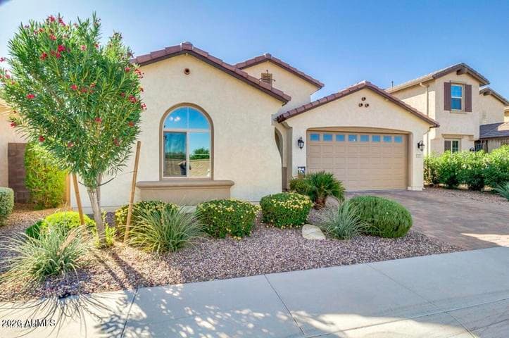 125 E COCONINO Drive, Chandler, AZ