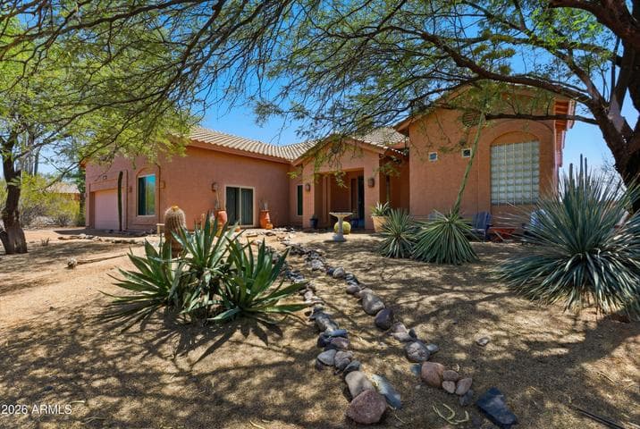 41455 N IRONWOOD Bluff, Cave Creek, AZ