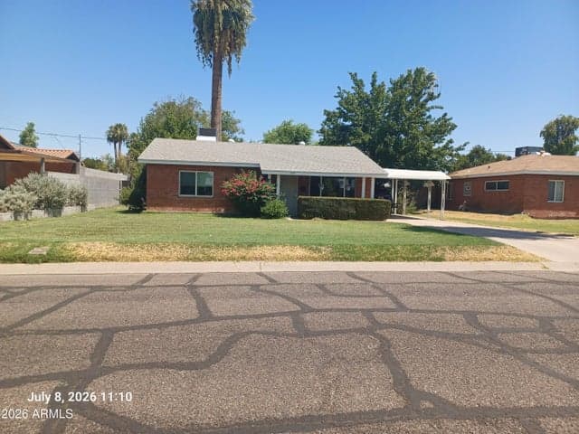 814 E LAMAR Road, Phoenix, AZ