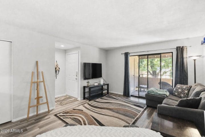 2146 W ISABELLA Avenue #215, Mesa, AZ