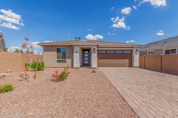 8331 N 53RD Drive, Glendale, AZ