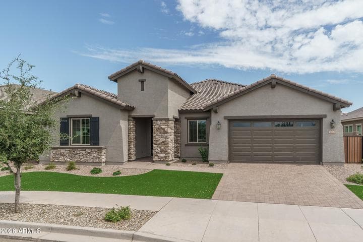 16162 W QUESTA Drive, Surprise, AZ