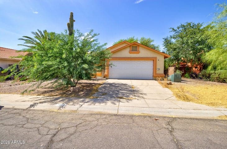 1733 E CATALINA Street, Casa Grande, AZ