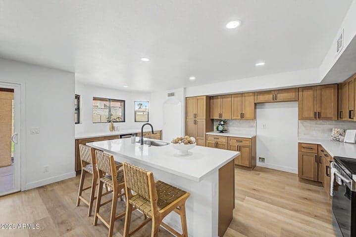 7380 W PIUTE Avenue, Glendale, AZ