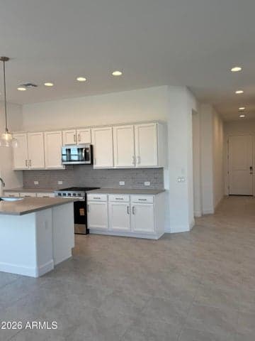 2921 E MISSION Lane, San Tan Valley, AZ
