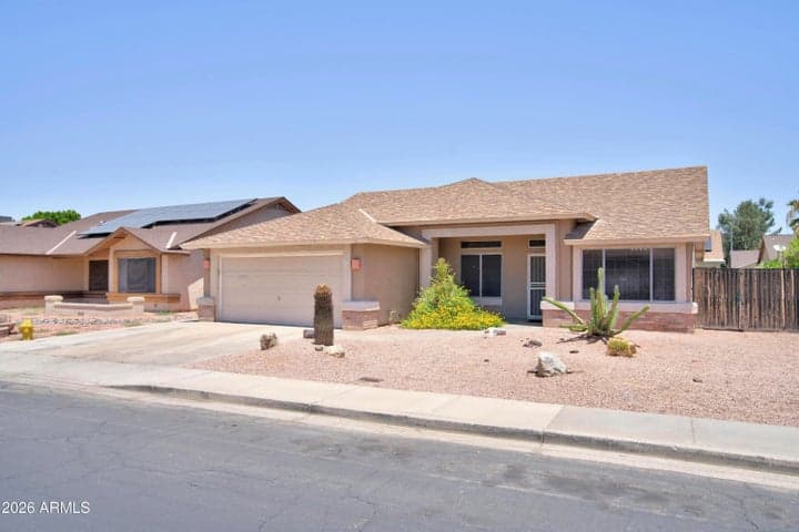 4132 W WHISPERING WIND Drive, Glendale, AZ