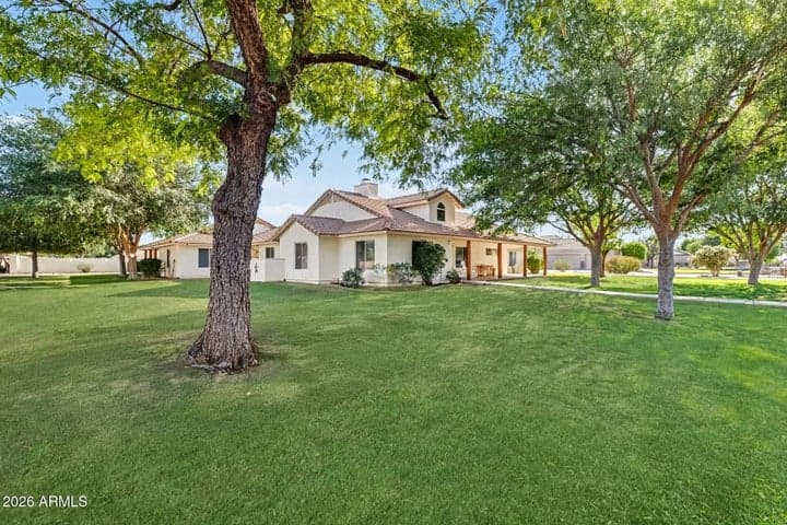 2593 E RIDGEWOOD Lane, Gilbert, AZ