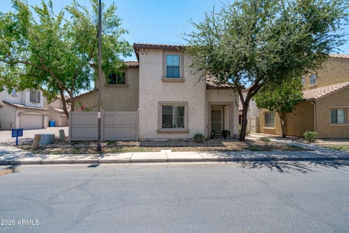 8415 W VERNON Avenue, Phoenix, AZ