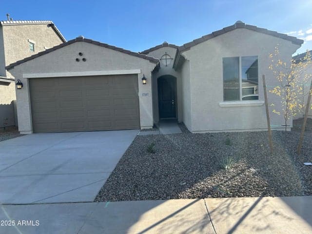 17157 W WINDROSE Drive, Surprise, AZ