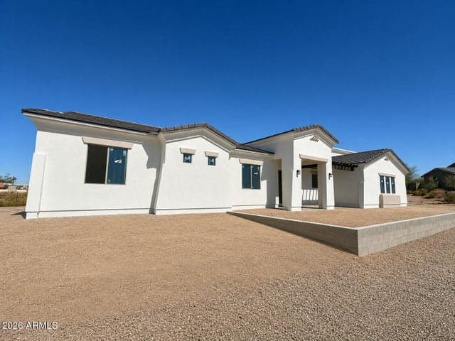 684 N MOON Road, Apache Junction, AZ