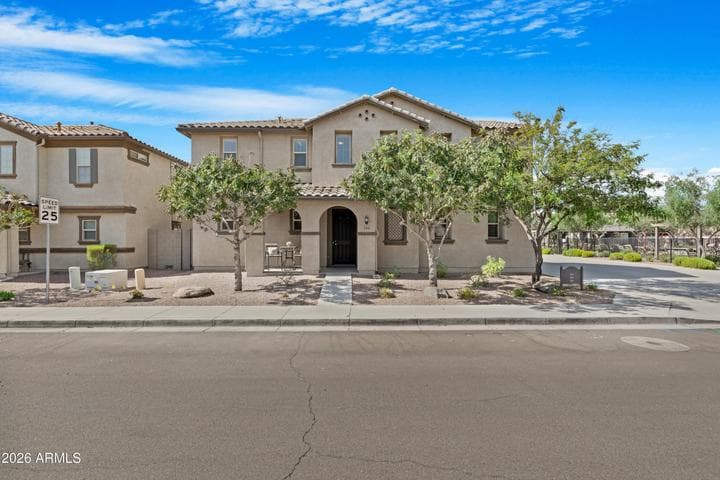 146 E BLUEJAY Drive, Chandler, AZ
