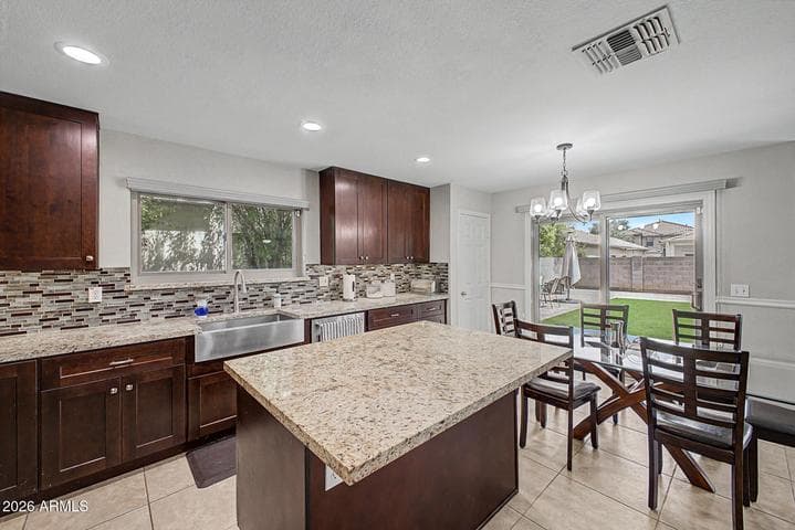 3737 E Constitution Court, Gilbert, AZ