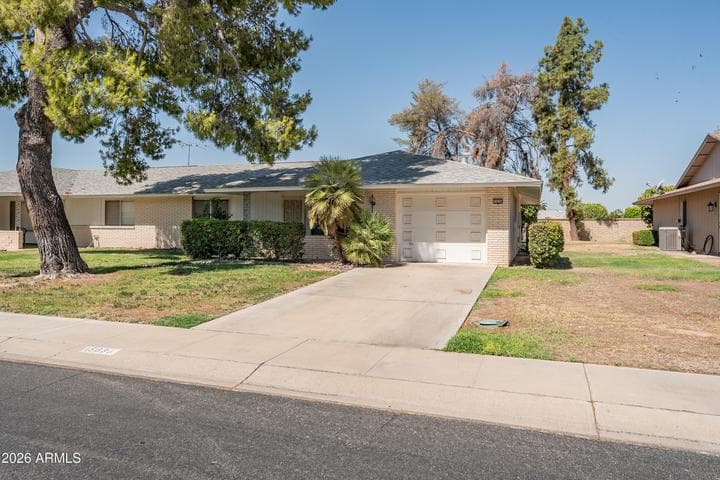 15630 N Lakeforest Drive, Sun City, AZ