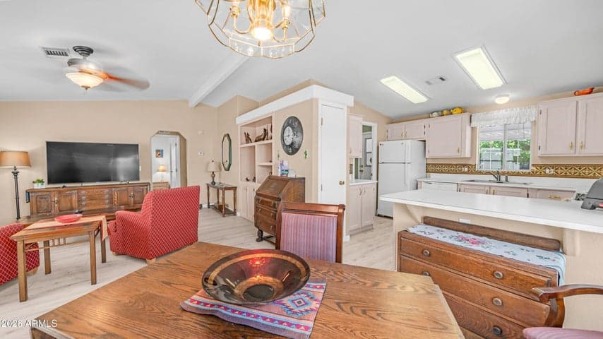 2400 E BASELINE Avenue #197, Apache Junction, AZ