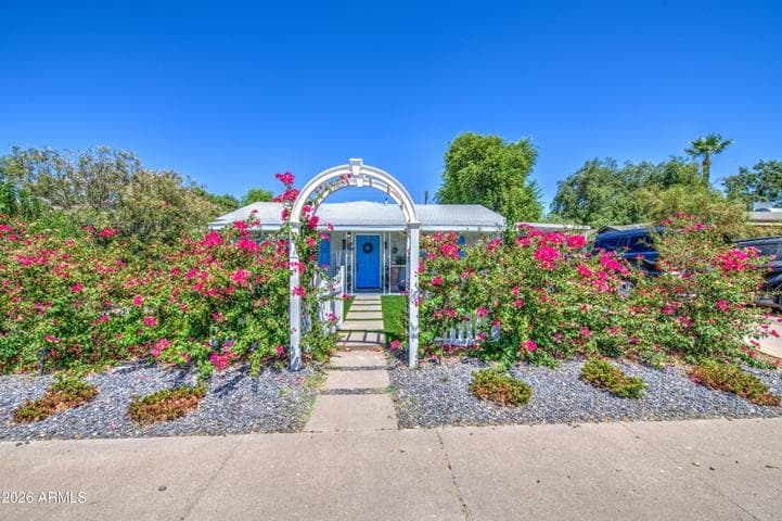 3121 N 26th Place, Phoenix, AZ