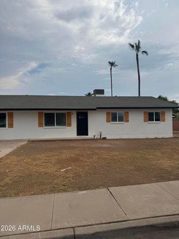 37 W RAWHIDE Avenue, Gilbert, AZ