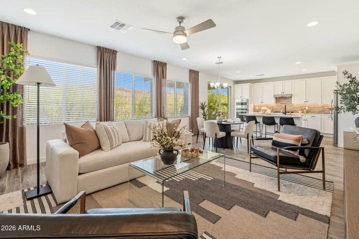 6447 N 17th Place, Phoenix, AZ