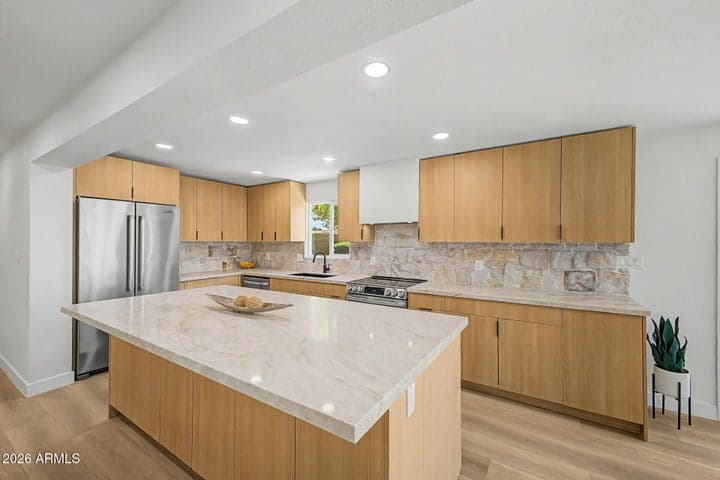 3440 E SUNNYSIDE Drive, Phoenix, AZ