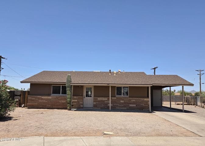 336 S WEAVER Drive, Apache Junction, AZ