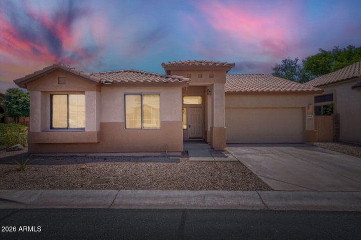 8953 E CAPRI Avenue, Mesa, AZ