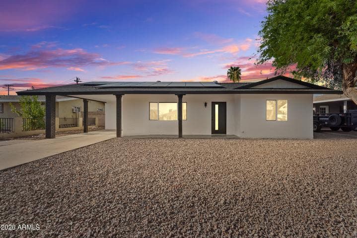370 W TULSA Street, Chandler, AZ