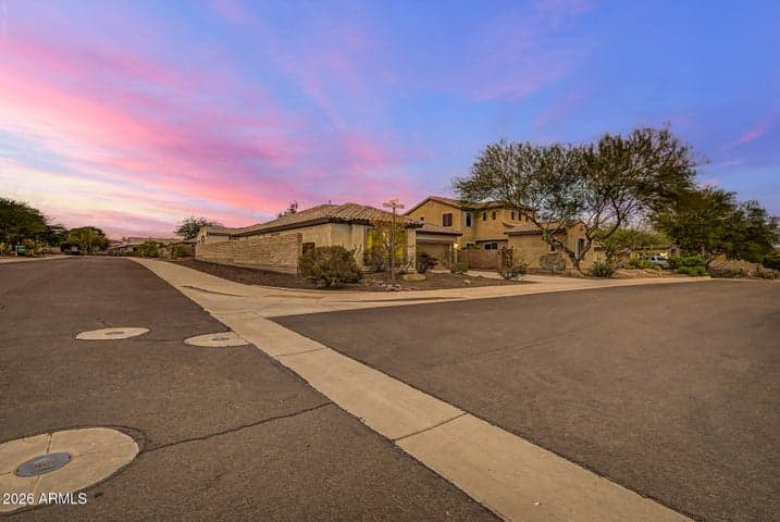 13156 W CHAPAROSA Way, Peoria, AZ