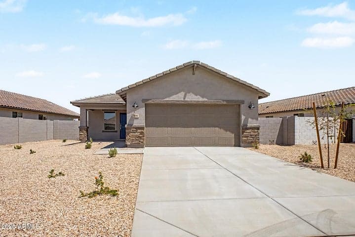 7290 E CATTLE CALL Street, San Tan Valley, AZ