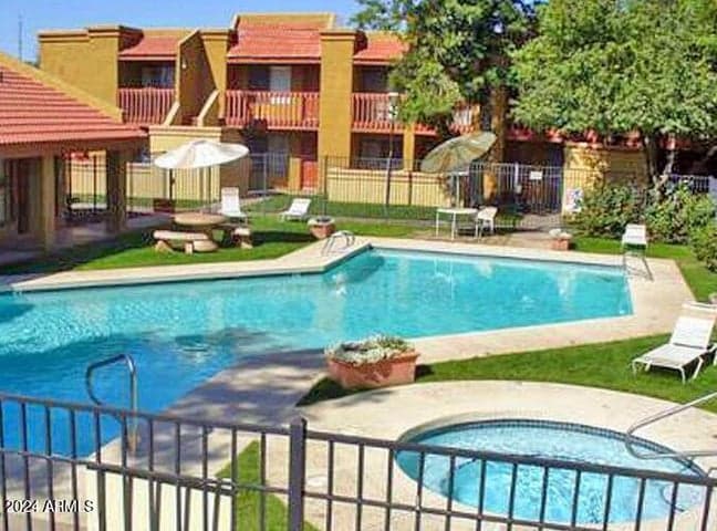 8344 N 67th Avenue #2A, Glendale, AZ