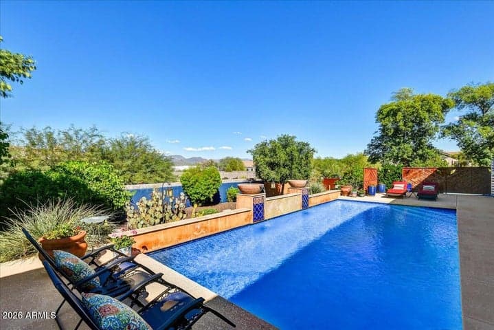 14 W SUMMERSET Drive, Phoenix, AZ