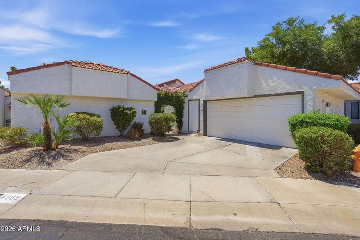 4205 E LUDLOW Drive, Phoenix, AZ