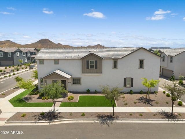 1935 W HIDE Trail, Phoenix, AZ