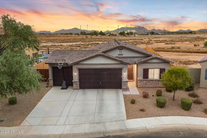 898 E DIAMOND Drive, Casa Grande, AZ