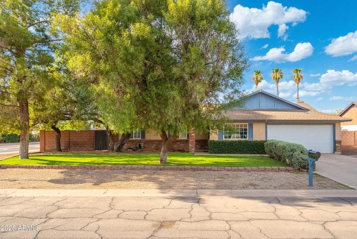502 E GABRILLA Drive, Casa Grande, AZ