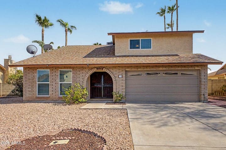 1355 W LOBO Avenue, Mesa, AZ