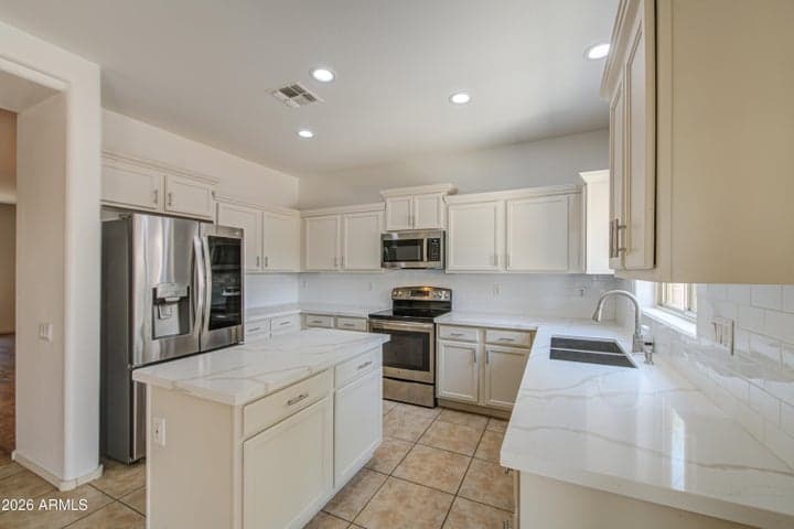 42930 W KENDRA Way, Maricopa, AZ