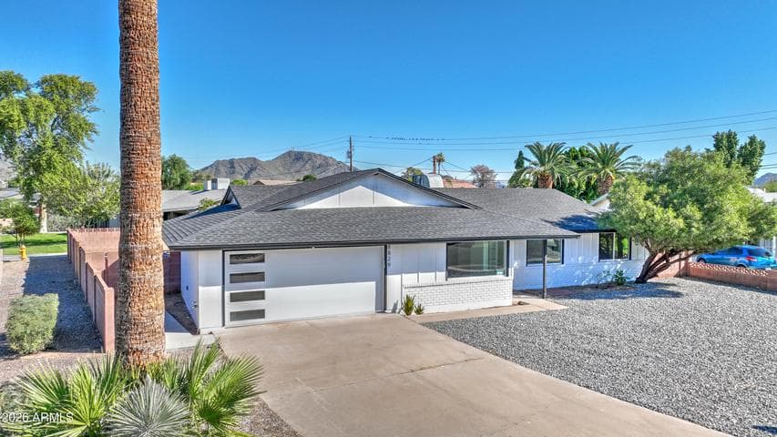 8829 N 17TH Avenue, Phoenix, AZ