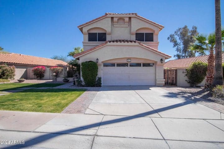 2911 E WINDMERE Drive, Phoenix, AZ