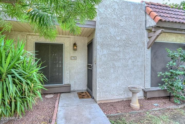 1701 N MILLER Road, Scottsdale, AZ